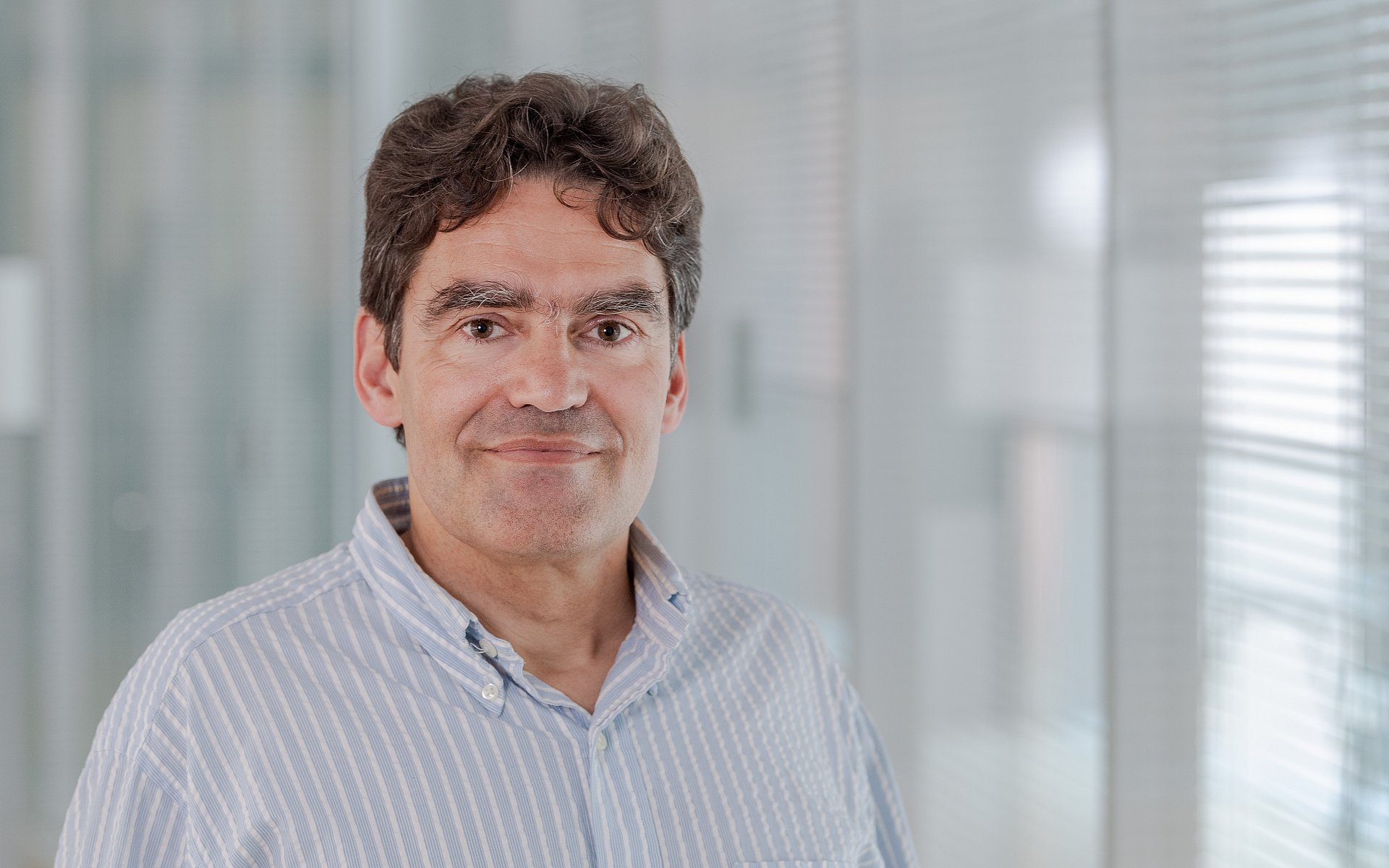 Prof. Dr. Tim Büthe